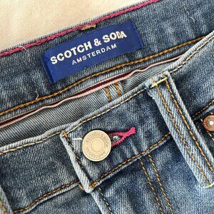 Scotch & Soda High-Rise Medium Wash Straight-Leg Jeans With Stitching – US 4